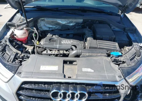 2018 Audi Q3 2.0T Premium/2.0T Sport Premium из США, поврежденный, VIN WA1BCCFS1JR030058